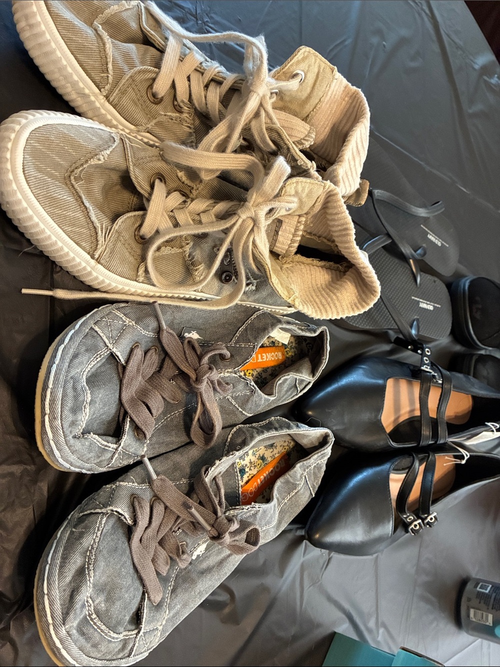 Shoe lot